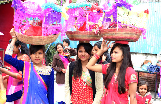 Tharu woman celebrate Sama Chakewa in kathmandu 09